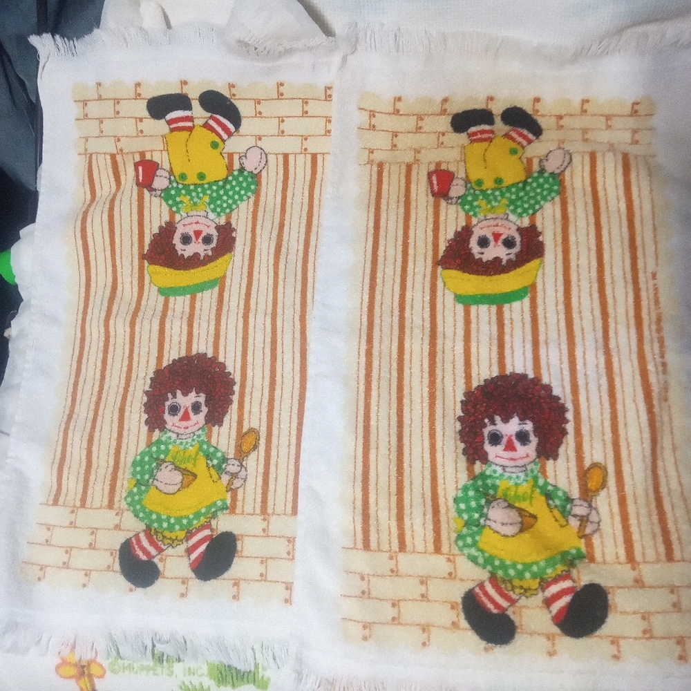 Vintage raggedy ann & Andy towls